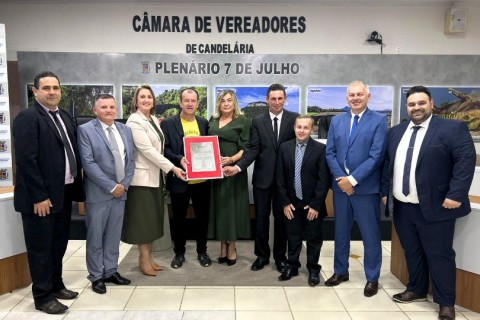 Em Sessão Solene na Cãmara, Dunga recebe título de Cidadão Candelariense