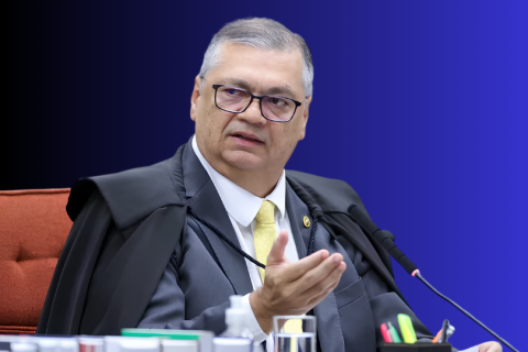 Ministro Dino reintegra chefe da PF após afastamento por Mendonça