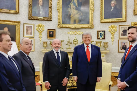 Lula solicita a Trump encerramento de investigação comercial relacionada ao Pix