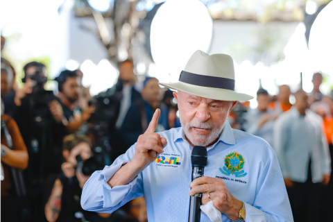 Lula associa “filhos de Bolsonaro” a novo tarifaço dos EUA