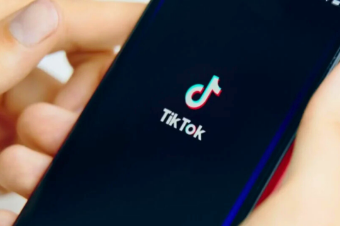 TikTok torna privadas todas as contas de menores de 16 anos