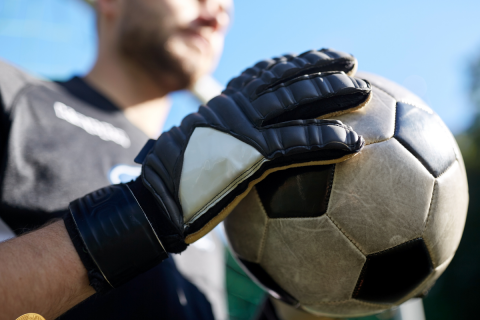 CBF adota nova regra para impedir cera de goleiros no Brasileirão
