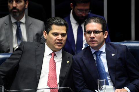 Congresso reage e cita reciprocidade econômica contra taxação de Trump