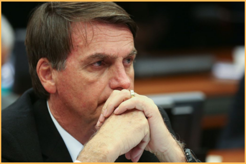 Por risco de fuga, Ministro determina vistoria de carros e policiamento externo na casa de Bolsonaro