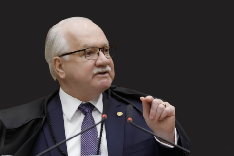 Ministro Fachin suspende decisões de Mendonça e Dino sobre chefia da PF