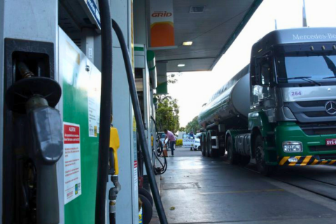 Governo amplia subsídio ao diesel e anuncia subvenção para gás de cozinha